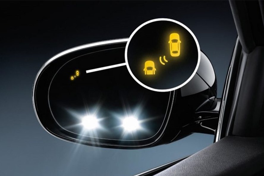 Những lưu ý khi sử dụng hệ thống cảnh báo điểm mù xe ôtô